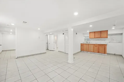 5331 West Congress Parkway Chicago IL 60644