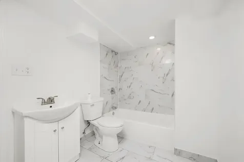 5331 West Congress Parkway Chicago IL 60644