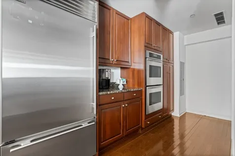 21 East Huron Street Chicago IL 60611