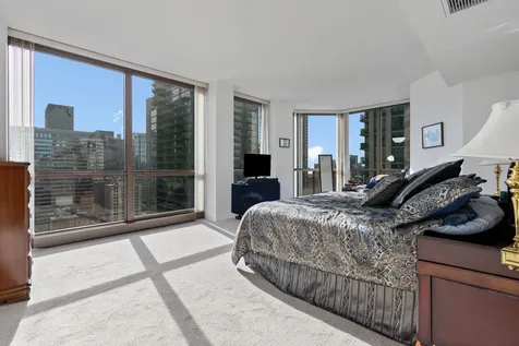 21 East Huron Street Chicago IL 60611