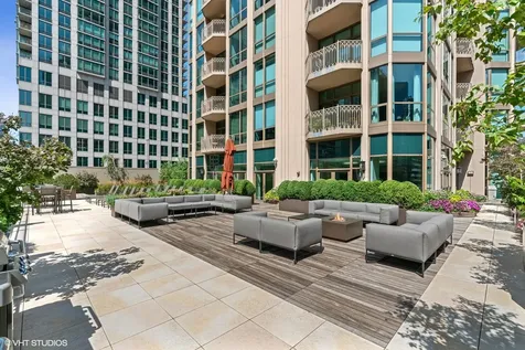 21 East Huron Street Chicago IL 60611