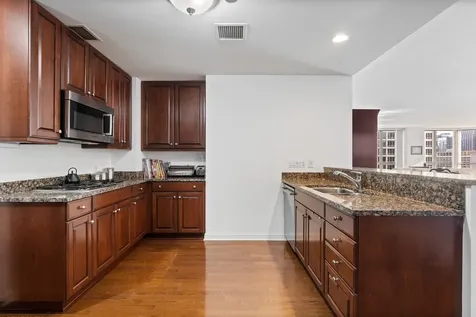 21 East Huron Street Chicago IL 60611
