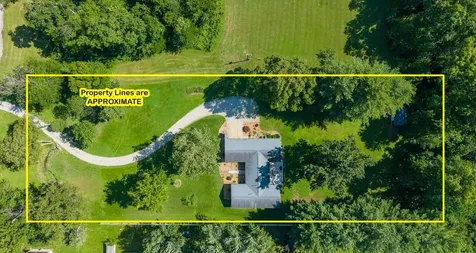 2405 South Washington Street Salem IL 62881