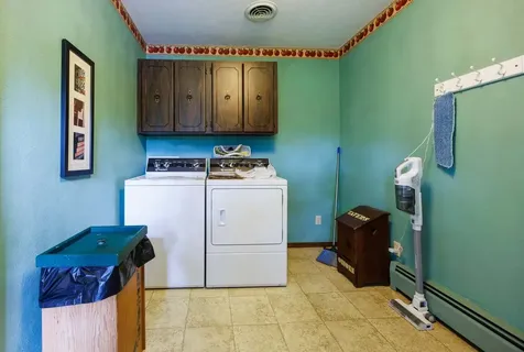 2405 South Washington Street Salem IL 62881