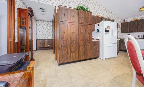 2405 South Washington Street Salem IL 62881