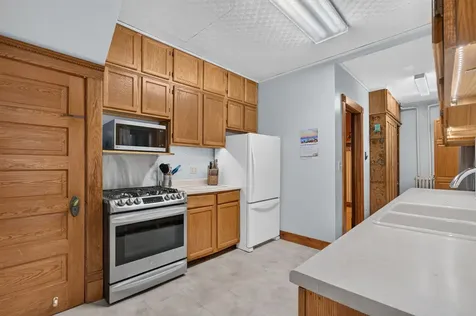 209 North Jackson Street Gardner IL 60424