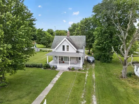 209 North Jackson Street Gardner IL 60424