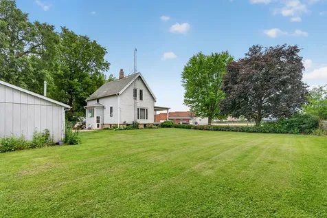 209 North Jackson Street Gardner IL 60424