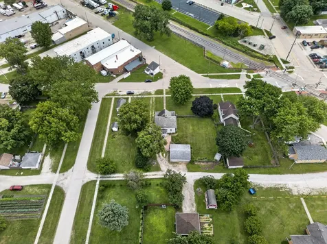 209 North Jackson Street Gardner IL 60424