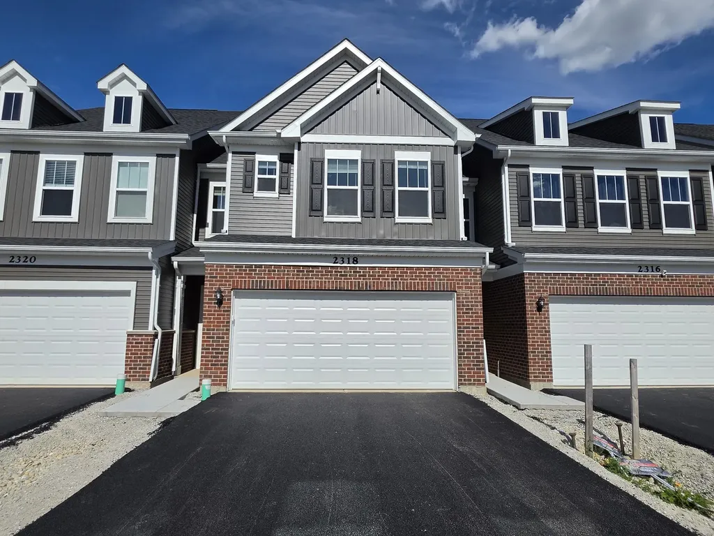2318 Horseshoe Circle Naperville IL 60564