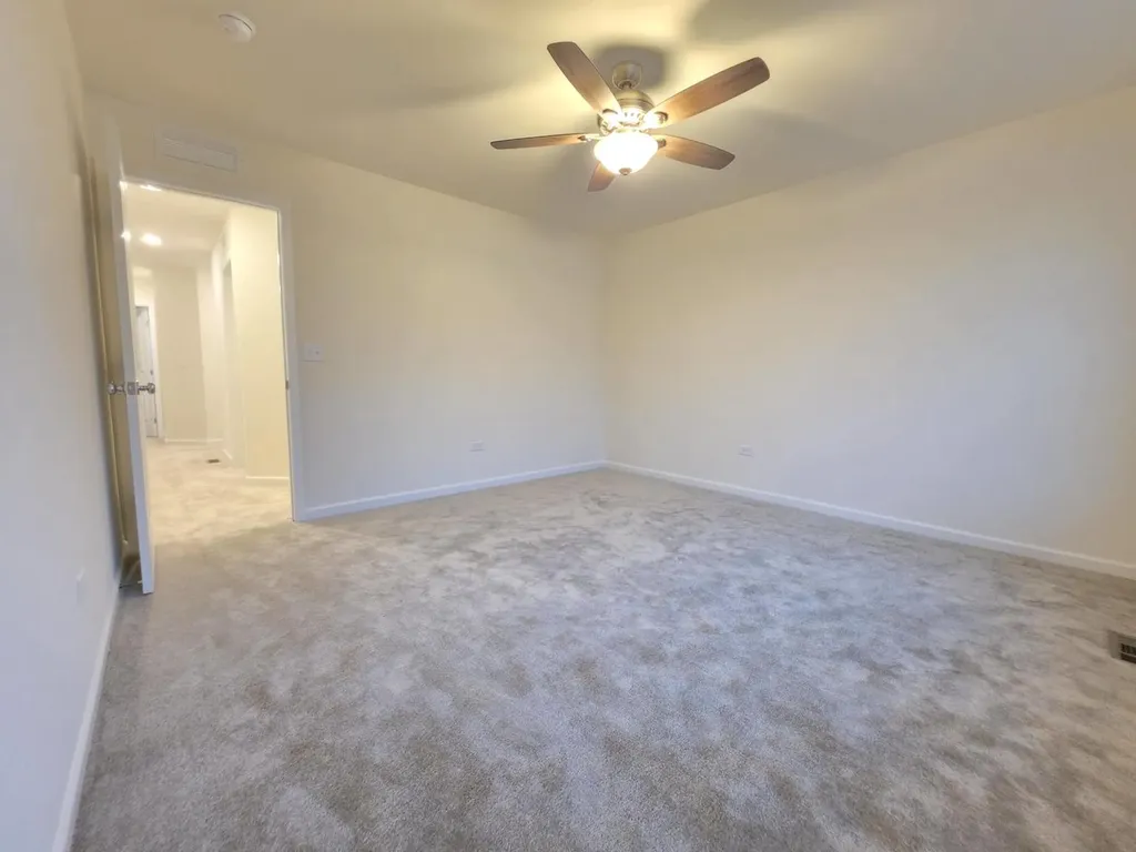 2318 Horseshoe Circle Naperville IL 60564