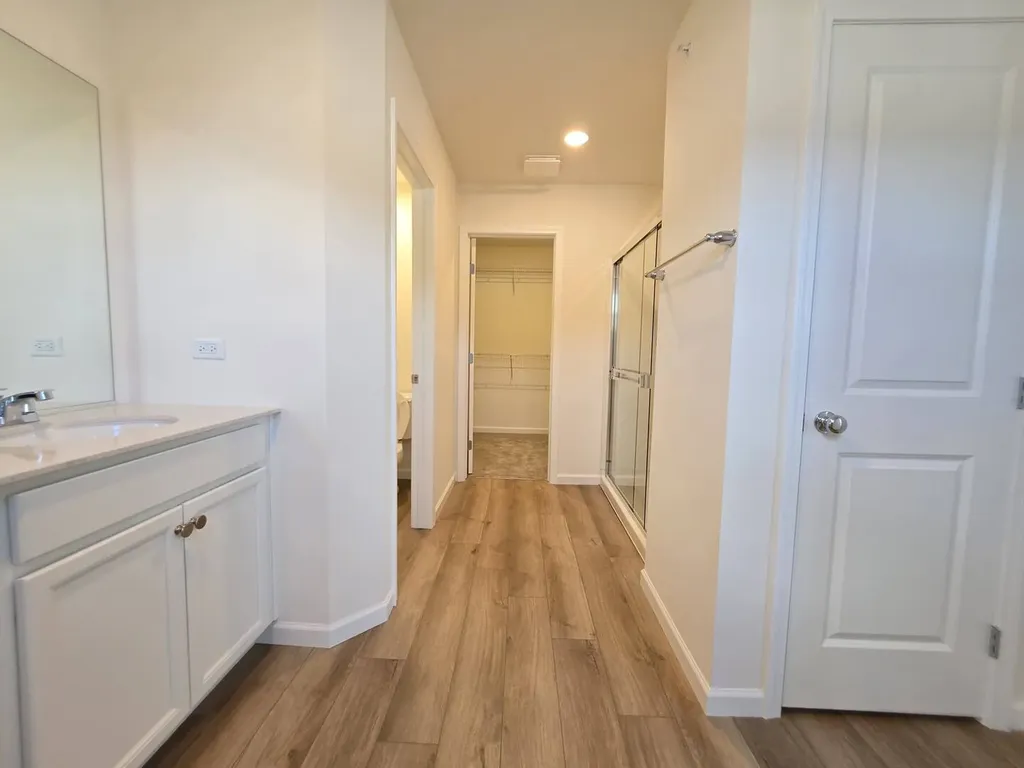 2318 Horseshoe Circle Naperville IL 60564
