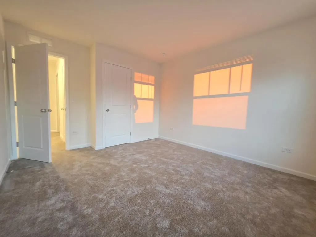 2318 Horseshoe Circle Naperville IL 60564