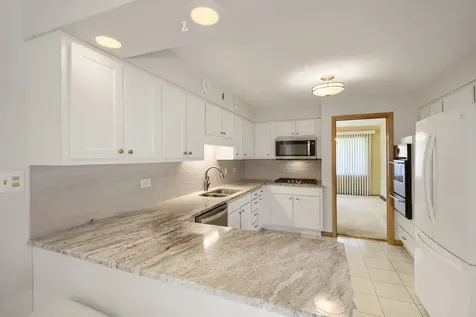2630 Somerset Drive Westchester IL 60154
