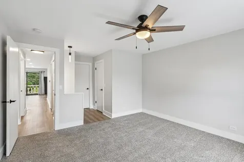 1728 North Emerald Bay Palatine IL 60074