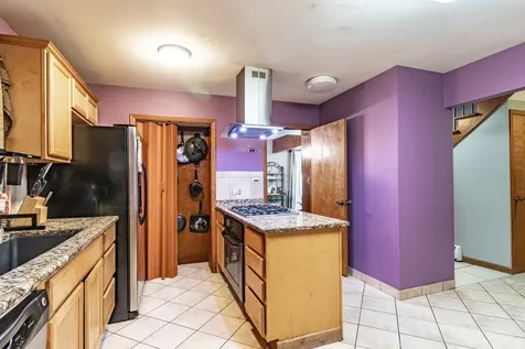 918 North Linden Avenue Waukegan IL 60085