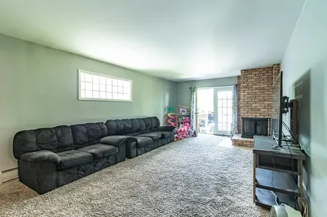 918 North Linden Avenue Waukegan IL 60085