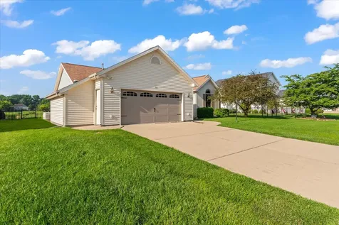 507 Deerpath Drive Tolono IL 61880