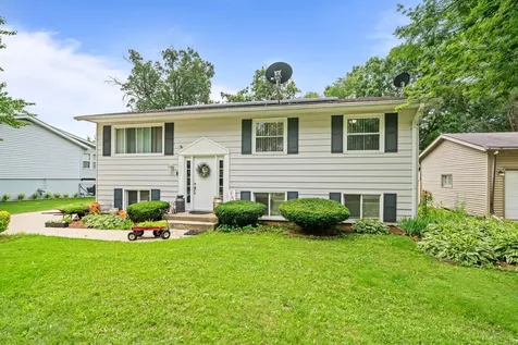 4327 Mayflower Avenue Rockford IL 61109