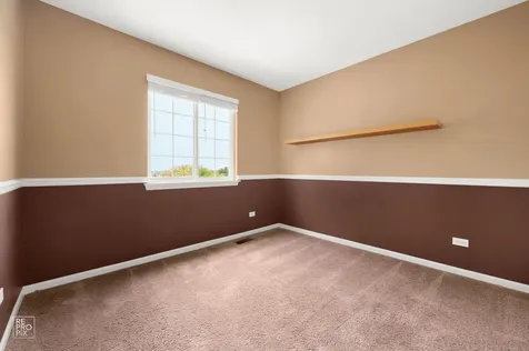 2041 Clarewood Lane Mundelein IL 60060