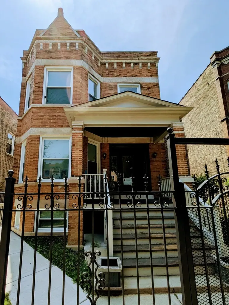 2434 North Harding Avenue Chicago IL 60647