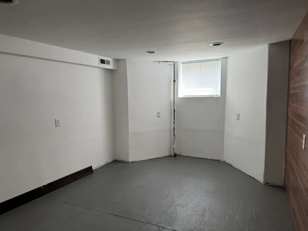 3908 North Bernard Street Chicago IL 60618