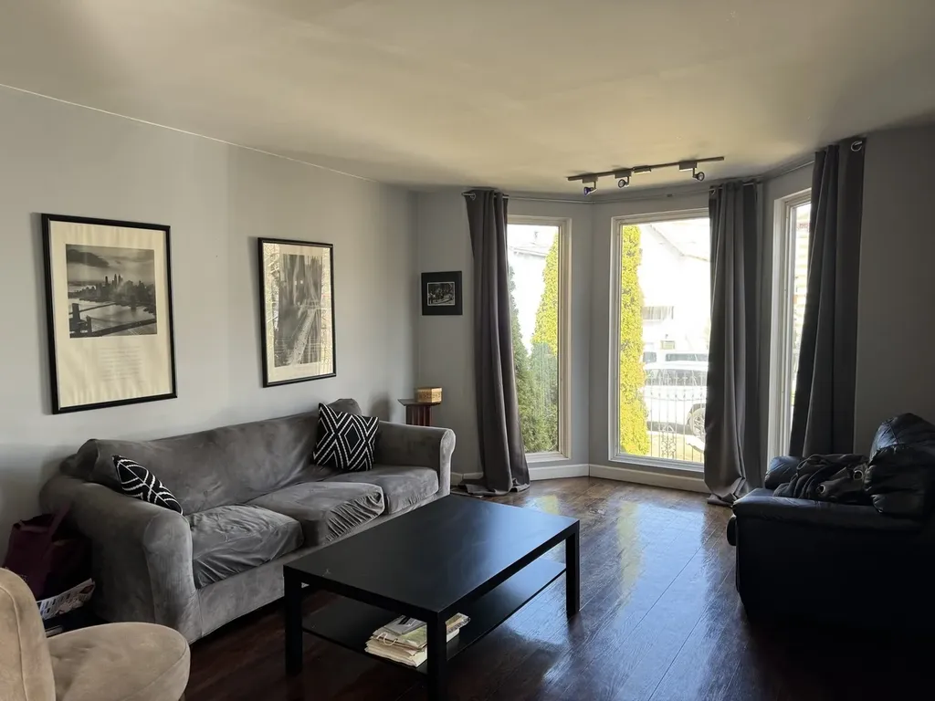 3908 North Bernard Street Chicago IL 60618
