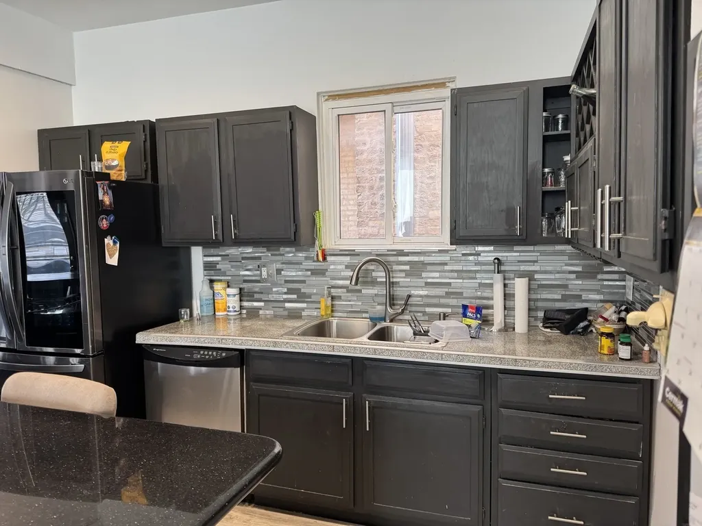 3908 North Bernard Street Chicago IL 60618