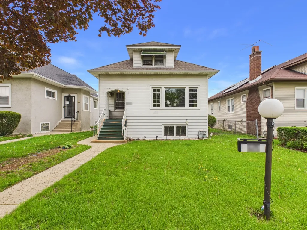 625 South 18th Avenue Maywood IL 60153