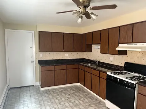 5207 North Reserve Avenue Chicago IL 60656