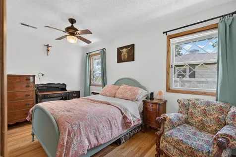 1722 Sharon Road Streator IL 61364