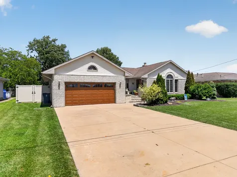 1722 Sharon Road Streator IL 61364