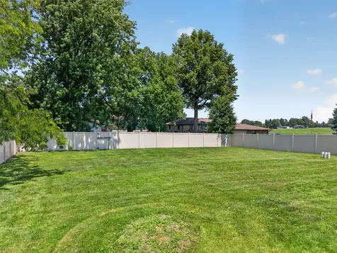 1722 Sharon Road Streator IL 61364