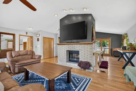 1722 Sharon Road Streator IL 61364