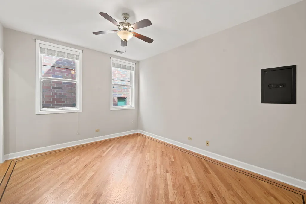 920 West Wolfram Street Chicago IL 60657