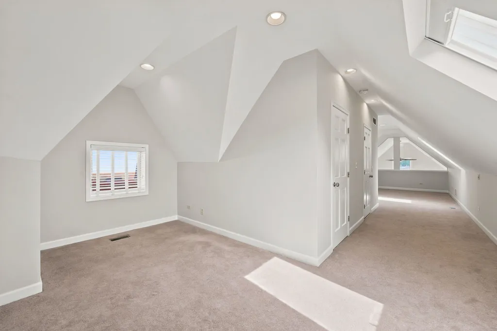920 West Wolfram Street Chicago IL 60657