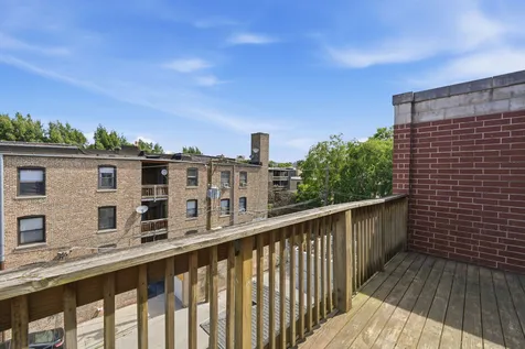920 West Wolfram Street Chicago IL 60657