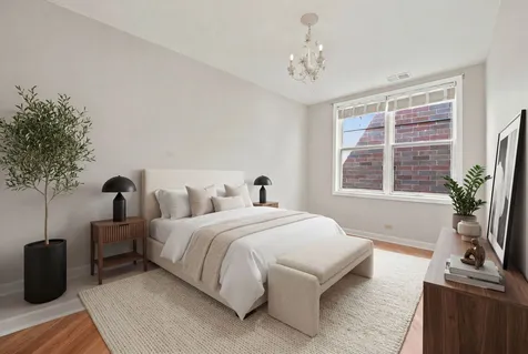 920 West Wolfram Street Chicago IL 60657