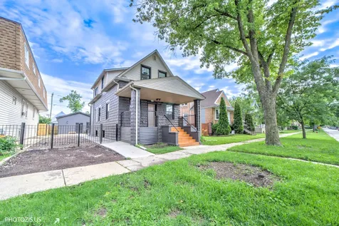 8021 West 45th Street Lyons IL 60534