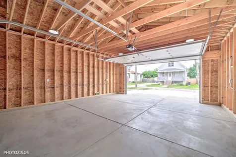 8021 West 45th Street Lyons IL 60534