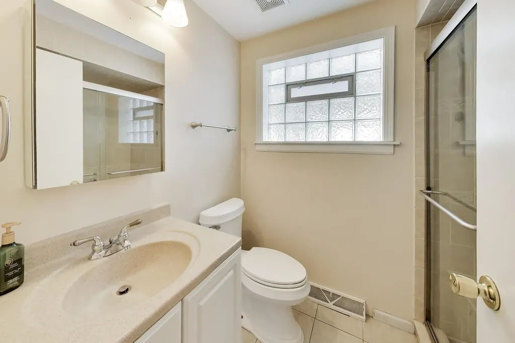 2972 South Loomis Street Chicago IL 60608