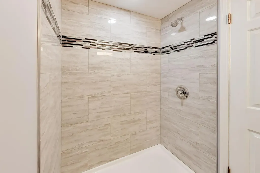 2972 South Loomis Street Chicago IL 60608