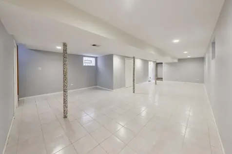 2972 South Loomis Street Chicago IL 60608