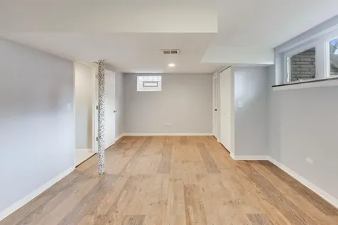 2972 South Loomis Street Chicago IL 60608