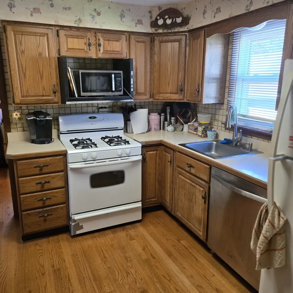 6213 West Newport Avenue Chicago IL 60634