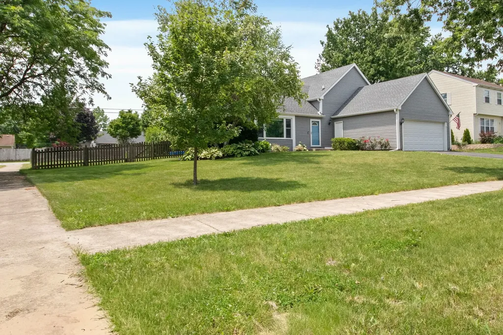 2201 Pontiac Circle Naperville IL 60565