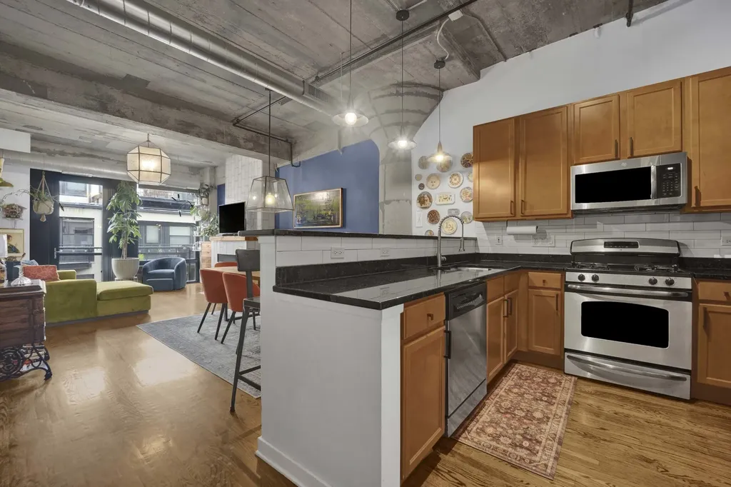 1110 West 15th Street Chicago IL 60608