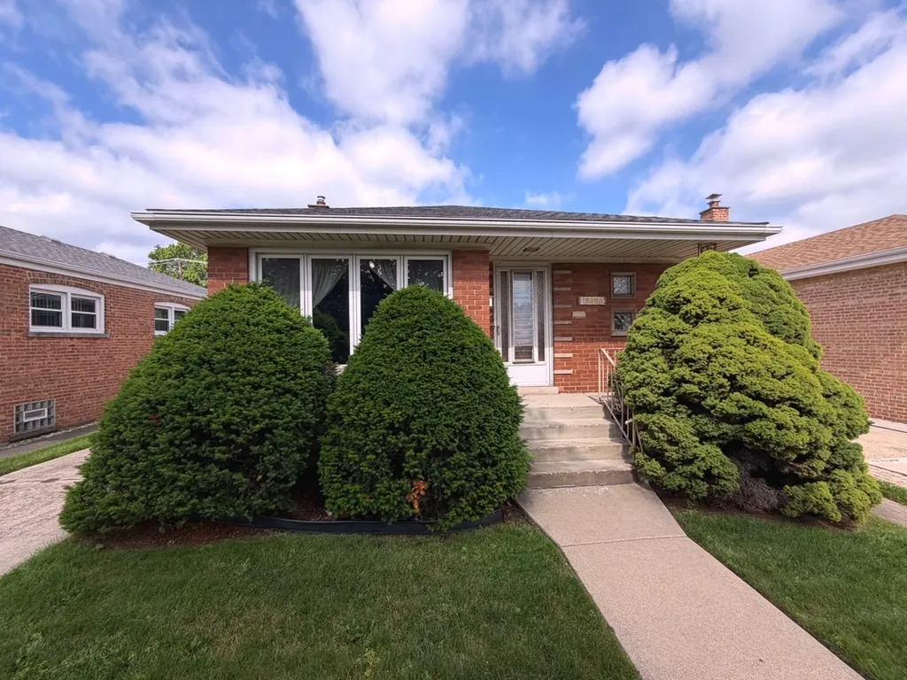 12850 South Commercial Avenue Chicago IL 60633