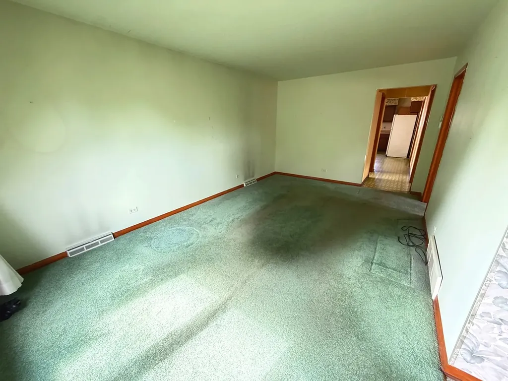 12850 South Commercial Avenue Chicago IL 60633