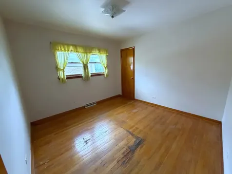 12850 South Commercial Avenue Chicago IL 60633